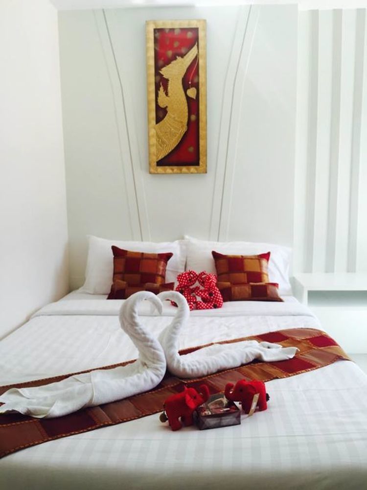 J Sweet Dream Boutique Hotel Phuket Patong Bagian luar foto