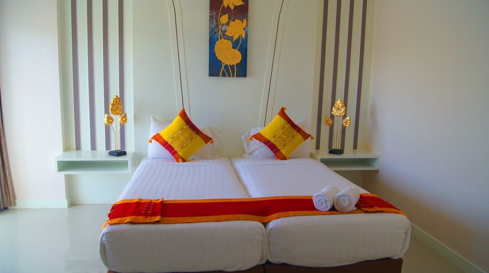J Sweet Dream Boutique Hotel Phuket Patong Bagian luar foto