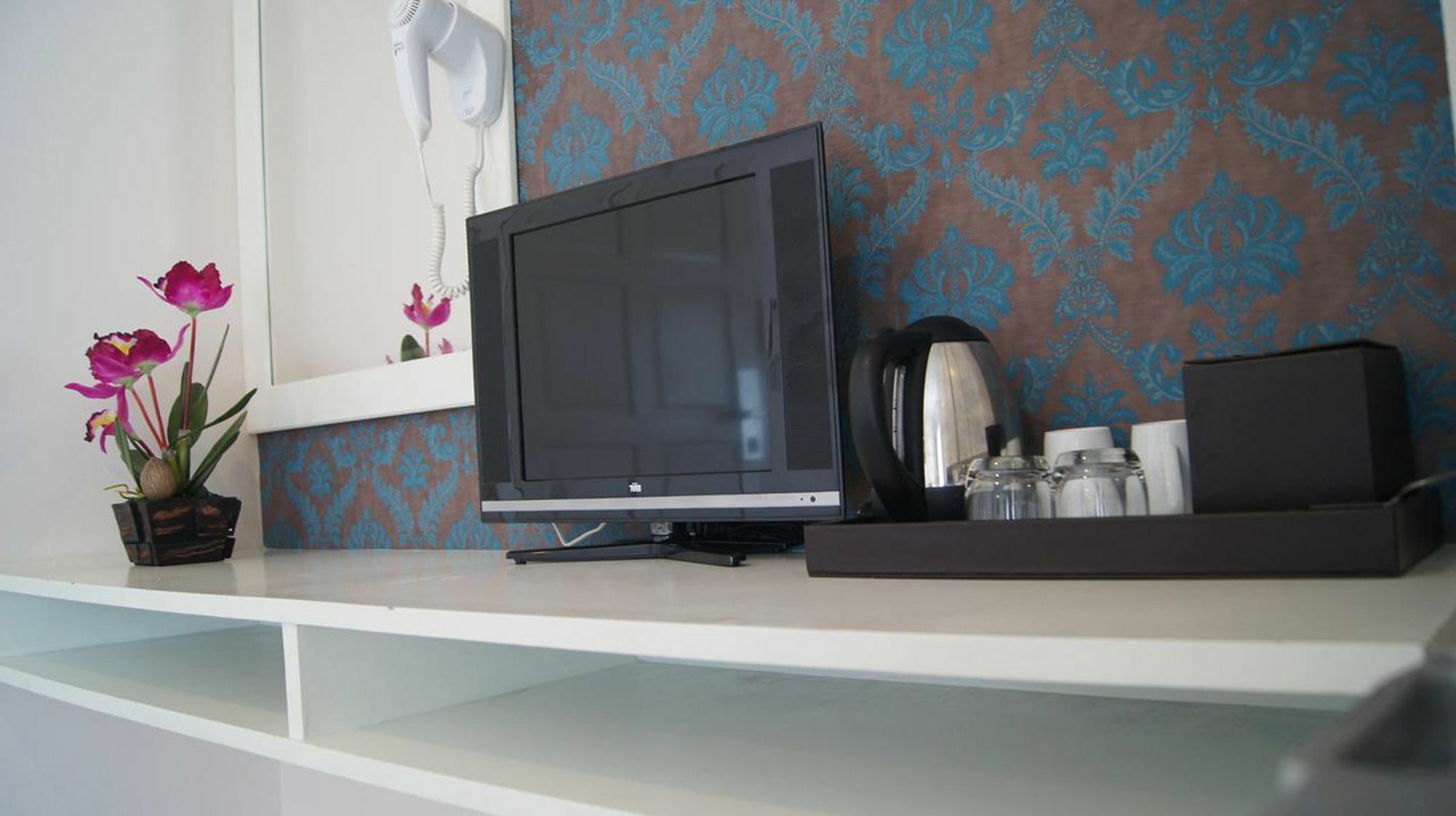 J Sweet Dream Boutique Hotel Phuket Patong Bagian luar foto